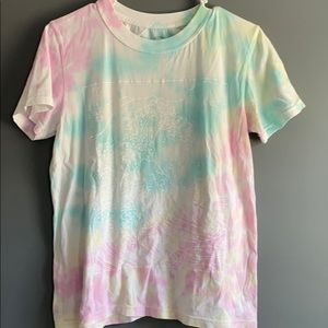 Wave tee